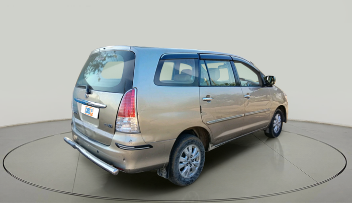 2011 Toyota Innova V 2.5 8 STR, Diesel, Manual, 4,08,941 km, exterior