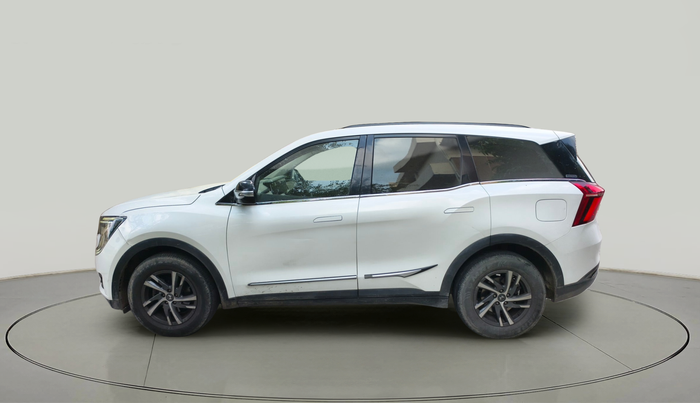 2021 Mahindra XUV700 AX 5 P MT 5 STR, Petrol, Manual, 46,687 km, exterior