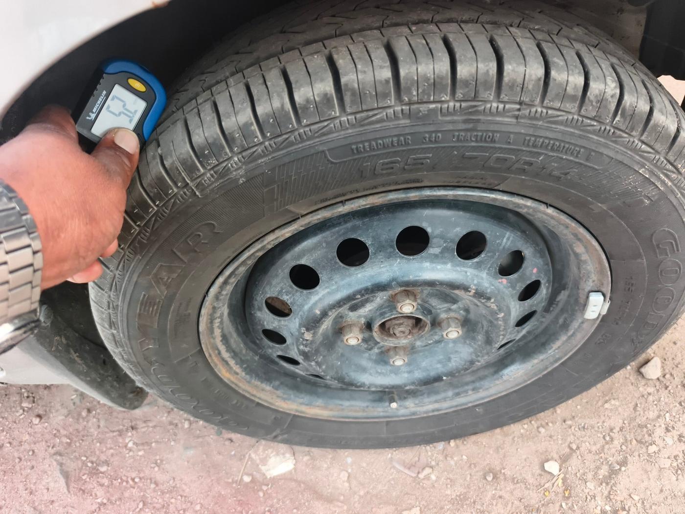 2011 Maruti Wagon R 1.0 VXI, Petrol, Manual, 78,440 km, tyre