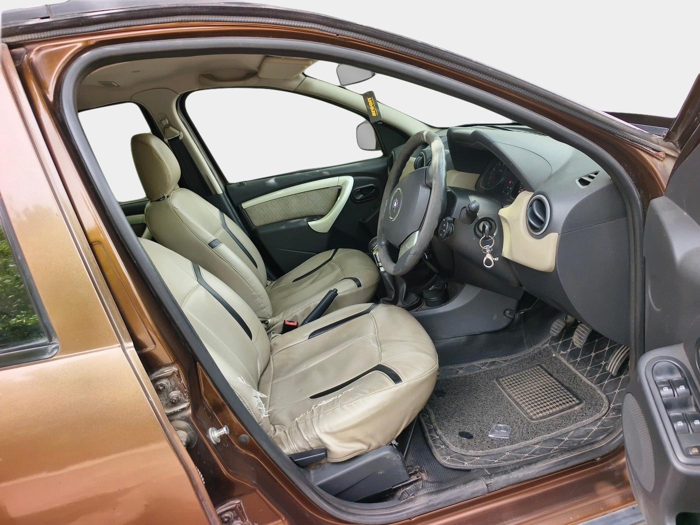 2012 Renault Duster 85 PS RXL DIESEL, Diesel, Manual, 1,05,000 km, interior