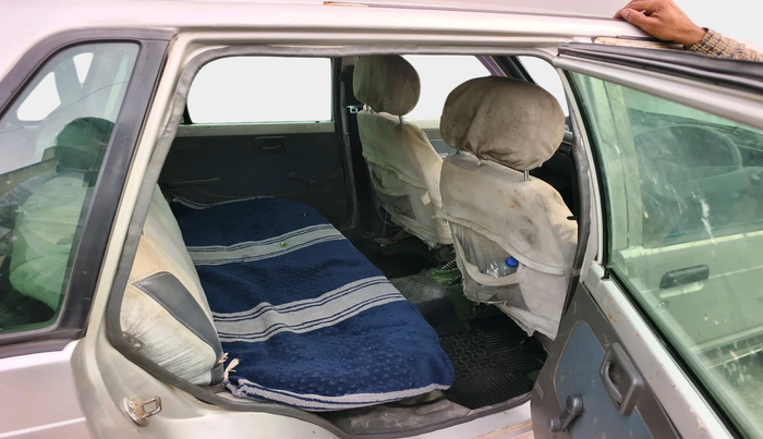 2011 Maruti 800 AC, Petrol, Manual, 1,071 km, interior