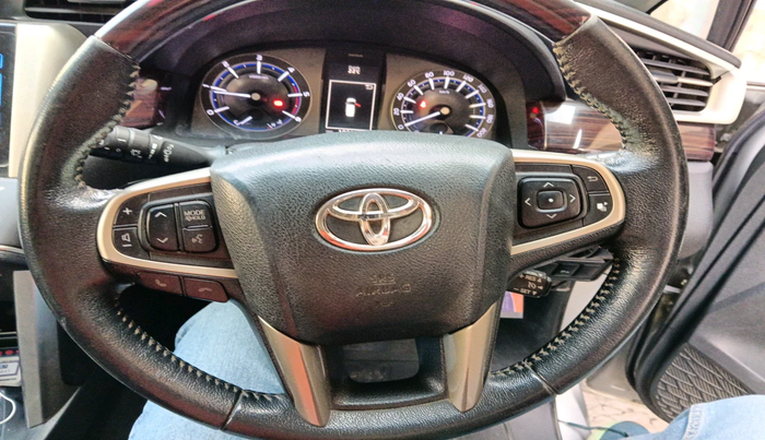 2016 Toyota Innova Crysta 2.4 VX 8 STR, Diesel, Manual, 1,02,523 km, interior