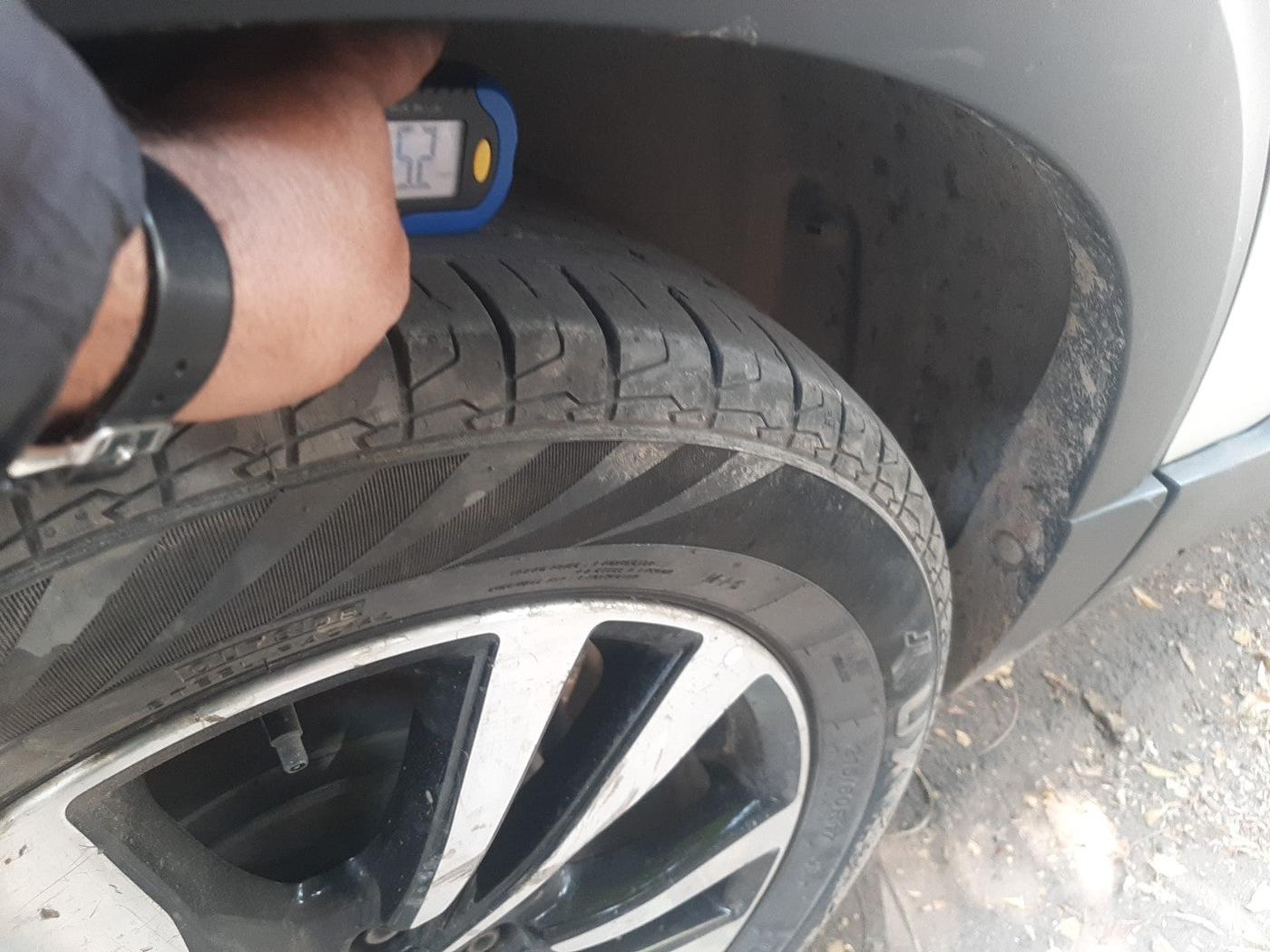 2019 Nissan Kicks XV DIESEL, Diesel, Manual, 1,42,034 km, tyre