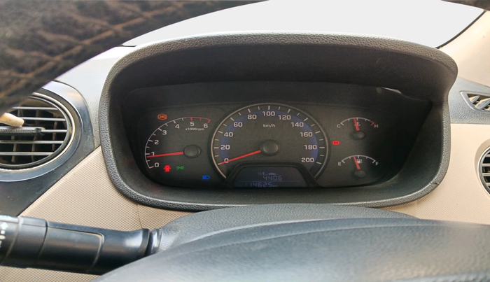 2016 Hyundai Xcent BASE ABS 1.1, Diesel, Manual, 1,14,625 km, interior