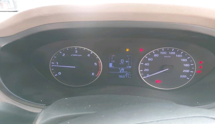 2015 Hyundai Elite i20 SPORTZ 1.4 CRDI, Diesel, Manual, 96,077 km, interior