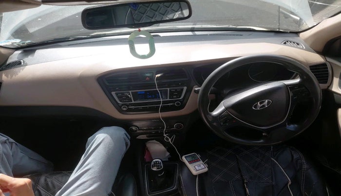 2015 Hyundai Elite i20 SPORTZ 1.4 CRDI, Diesel, Manual, 96,077 km, interior