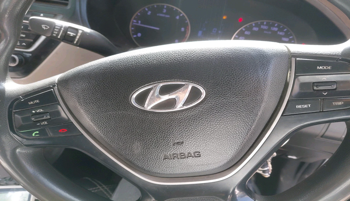 2015 Hyundai Elite i20 SPORTZ 1.4 CRDI, Diesel, Manual, 96,077 km, interior