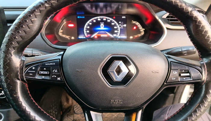 2022 Renault Kiger RXZ MT DUAL TONE, Petrol, Manual, 23,598 km, interior