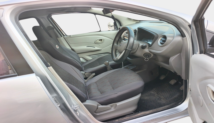 2017 Datsun Redi Go T (O), Petrol, Manual, 73,818 km, interior