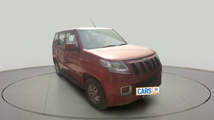 2016 Mahindra TUV300 T8, Diesel, Manual, 2,27,855 km, exterior