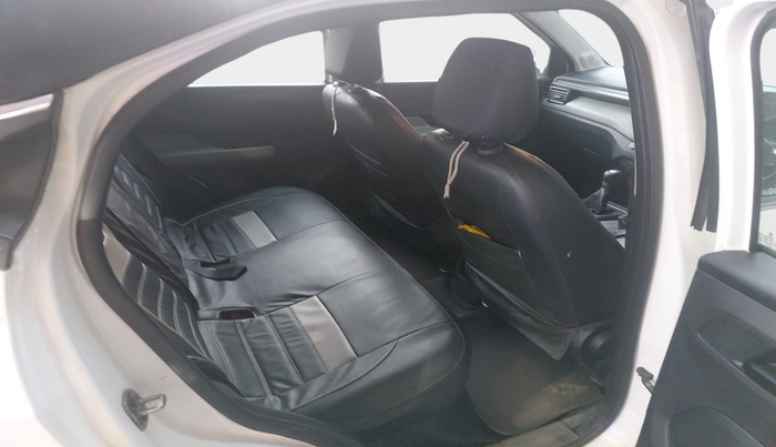 2022 Tata PUNCH ADVENTURE MT, Petrol, Manual, 79,785 km, interior
