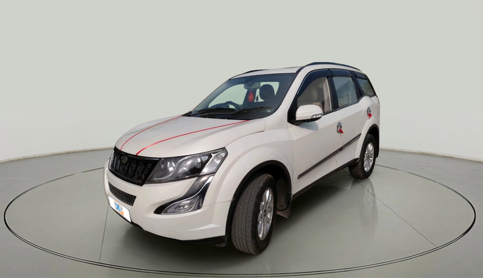 2016 Mahindra XUV500 W10, Diesel, Manual, 92,679 km, exterior