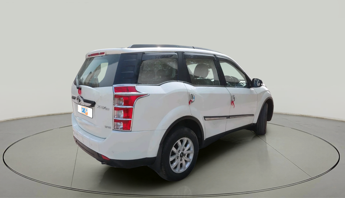 2016 Mahindra XUV500 W10, Diesel, Manual, 92,679 km, exterior