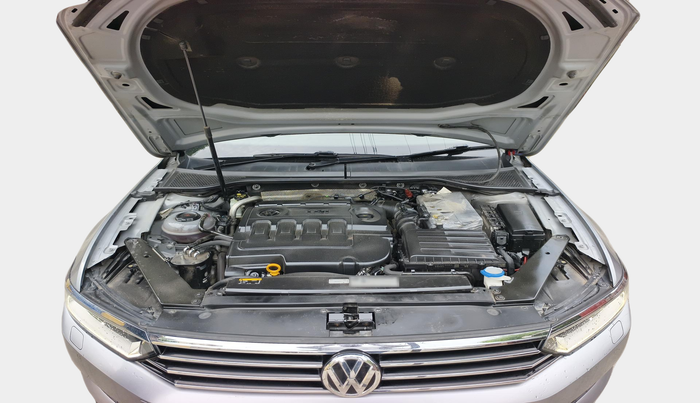 2018 Volkswagen Passat HIGHLINE DSG, Diesel, Automatic, 73,500 km, exterior