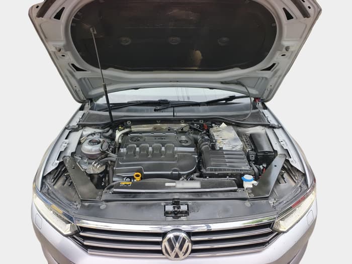 2018 Volkswagen Passat HIGHLINE DSG, Diesel, Automatic, 73,500 km, exterior