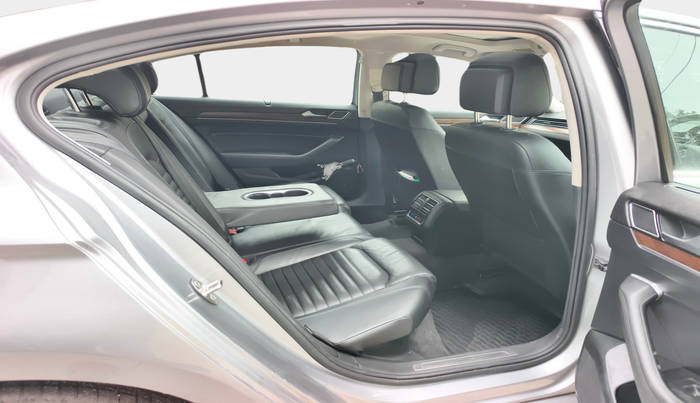 2018 Volkswagen Passat HIGHLINE DSG, Diesel, Automatic, 73,500 km, interior