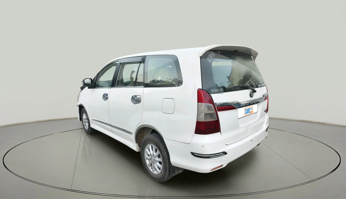 2014 Toyota Innova 2.5 VX 7 STR, Diesel, Manual, 1,80,410 km, exterior