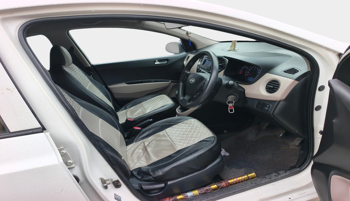 2015 Hyundai Grand i10 SPORTZ 1.2 KAPPA VTVT, Petrol, Manual, 82,001 km, interior