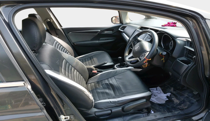 2017 Honda WR-V 1.5L I-DTEC VX MT, Diesel, Manual, 61,044 km, interior