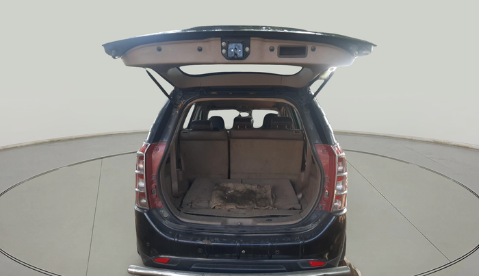 2012 Mahindra XUV500 W8, Diesel, Manual, 1,60,986 km, exterior