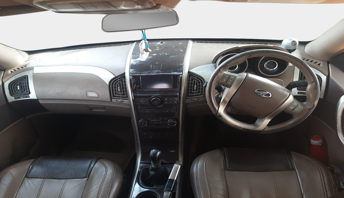 2012 Mahindra XUV500 W8, Diesel, Manual, 1,60,986 km, interior