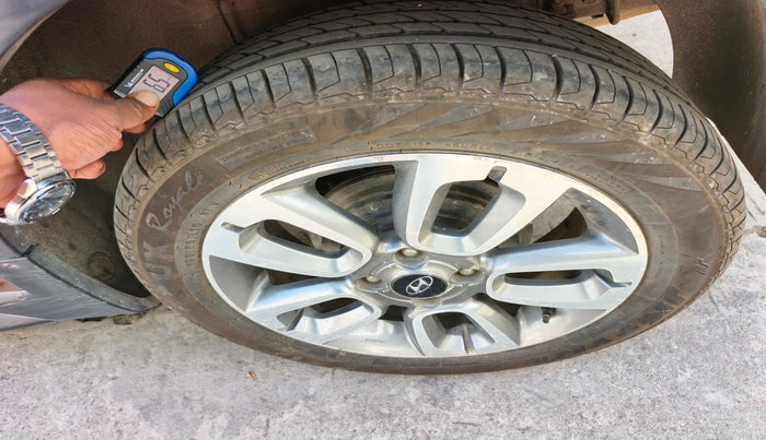 2015 Hyundai i20 Active 1.4 SX, Diesel, Manual, 1,39,152 km, tyre