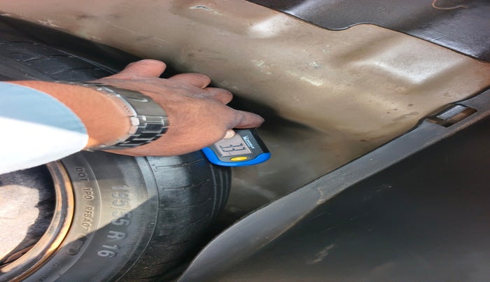 2015 Hyundai i20 Active 1.4 SX, Diesel, Manual, 1,39,152 km, tyre