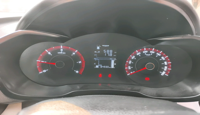 2019 Mahindra XUV300 W4 1.5 DIESEL, Diesel, Manual, 84,930 km, interior