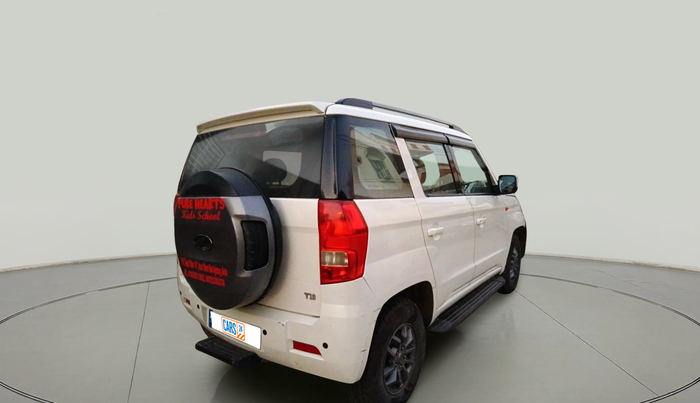 2018 Mahindra TUV300 T10, Diesel, Manual, 1,07,992 km, exterior