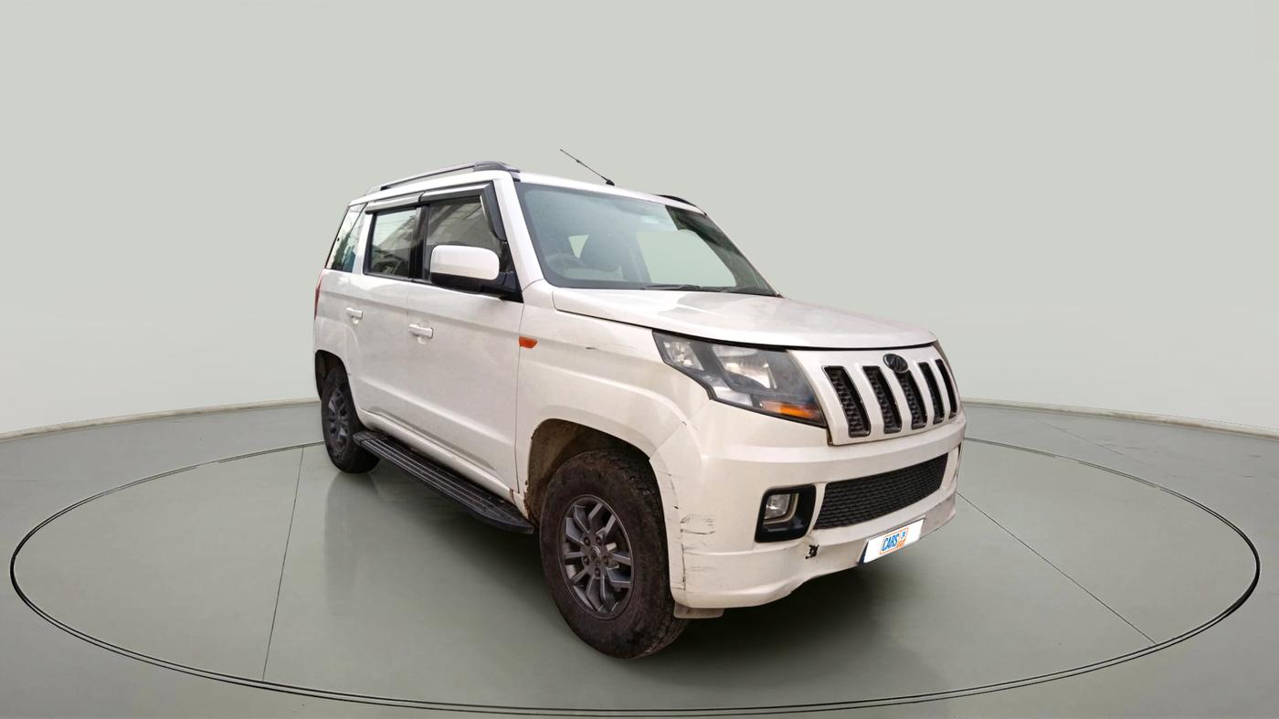 2018 Mahindra TUV300 T10, Diesel, Manual, 1,07,992 km, exterior