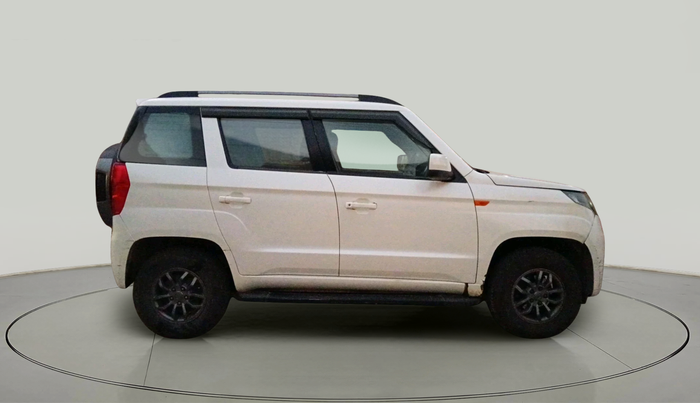 2018 Mahindra TUV300 T10, Diesel, Manual, 1,07,992 km, exterior