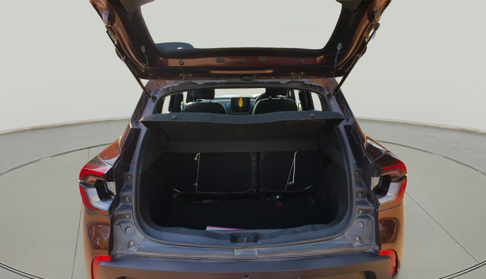 2023 Renault Kiger RXT MT, Petrol, Manual, 15,833 km, exterior