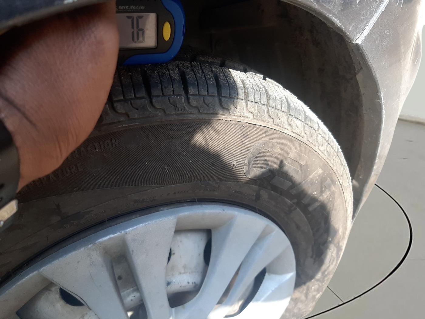 2012 Hyundai i10 ERA 1.1, Petrol, Manual, 68,840 km, tyre