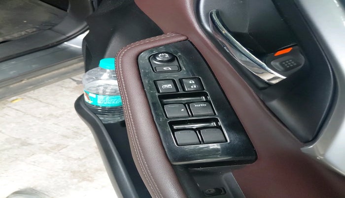 2022 Maruti Grand Vitara ALPHA SMART HYBRID AT, Petrol, Automatic, 80,275 km, interior