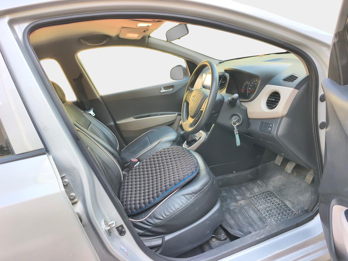 2016 Hyundai Grand i10 SPORTZ 1.2 KAPPA VTVT, Petrol, Manual, 78,554 km, interior