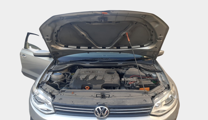 2011 Volkswagen Polo HIGHLINE DIESEL, Diesel, Manual, 1,00,470 km, exterior