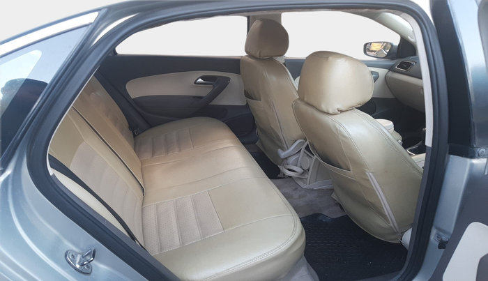 2011 Volkswagen Polo HIGHLINE DIESEL, Diesel, Manual, 1,00,470 km, interior