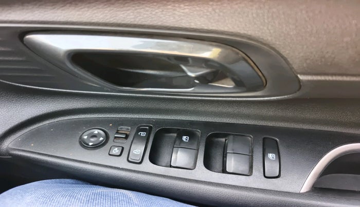 2020 Hyundai NEW I20 ASTA 1.2 MT, Petrol, Manual, 68,187 km, interior