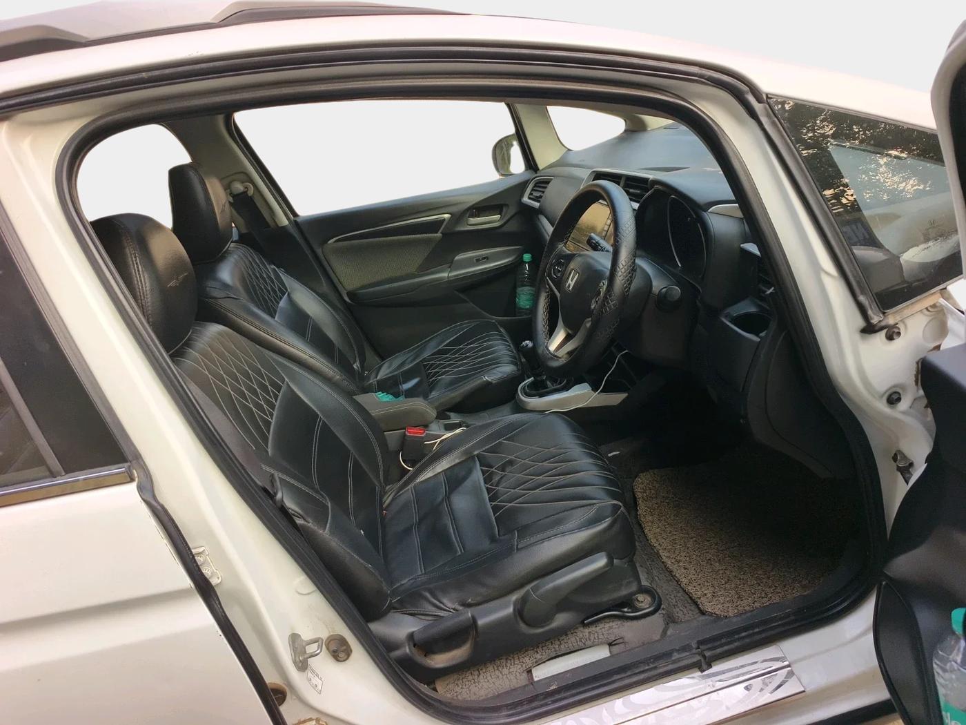 2017 Honda WR-V 1.5L I-DTEC VX MT, Diesel, Manual, 68,135 km, interior