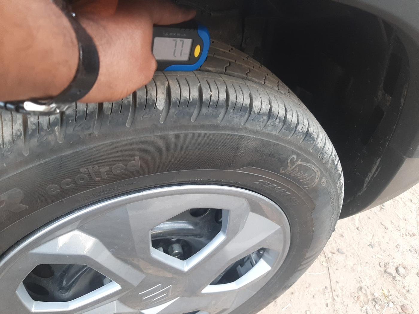 2023 Maruti BREZZA VXI S-CNG, Petrol, Manual, 5,642 km, tyre