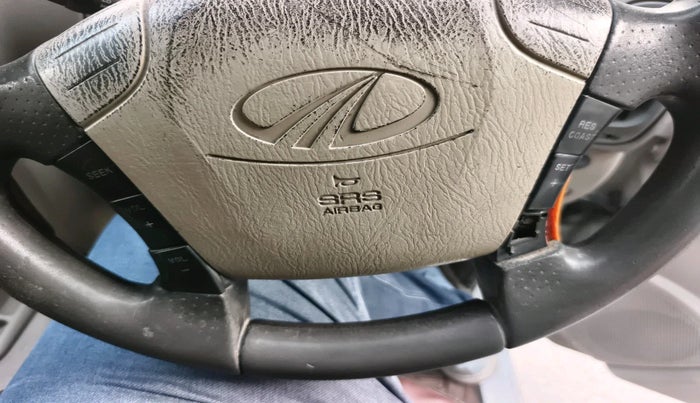 2011 Mahindra Scorpio VLX 2WD, Diesel, Manual, 2,08,950 km, interior