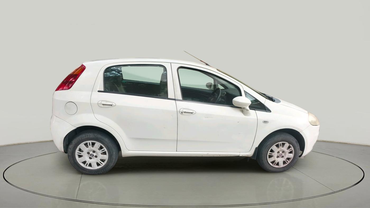 2010 Fiat Grand Punto ACTIVE 1.3, Diesel, Manual, 2,58,549 km, exterior