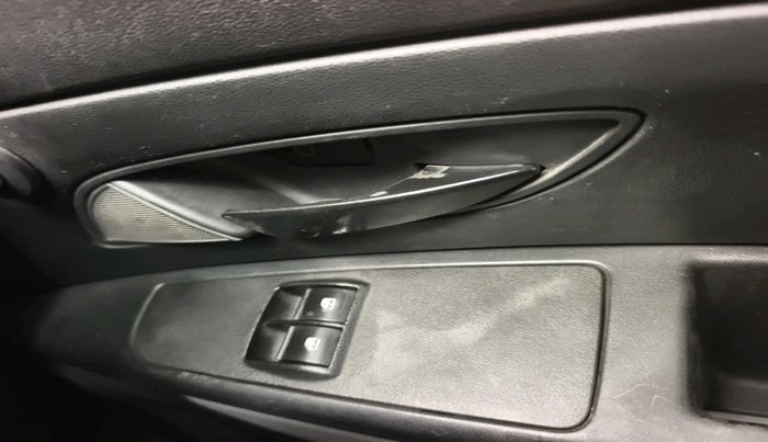 2010 Fiat Grand Punto ACTIVE 1.3, Diesel, Manual, 2,58,549 km, interior