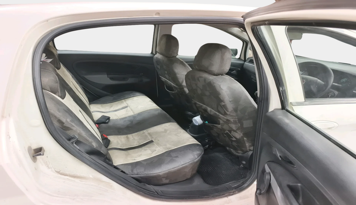 2010 Fiat Grand Punto ACTIVE 1.3, Diesel, Manual, 2,58,549 km, interior