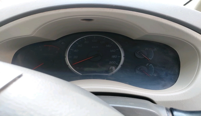 2014 Toyota Innova 2.5 VX 8 STR, Diesel, Manual, 2,30,000 km, interior