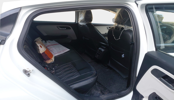 2022 Tata ALTROZ XZ PETROL, Petrol, Manual, 21,858 km, interior