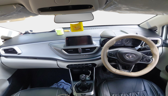 2022 Tata ALTROZ XZ PETROL, Petrol, Manual, 21,858 km, interior