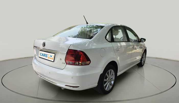 2017 Volkswagen Vento HIGHLINE PLUS 1.5 AT 16 ALLOY, Diesel, Automatic, 98,444 km, exterior