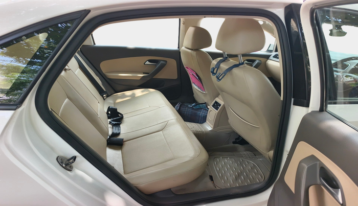 2017 Volkswagen Vento HIGHLINE PLUS 1.5 AT 16 ALLOY, Diesel, Automatic, 98,444 km, interior