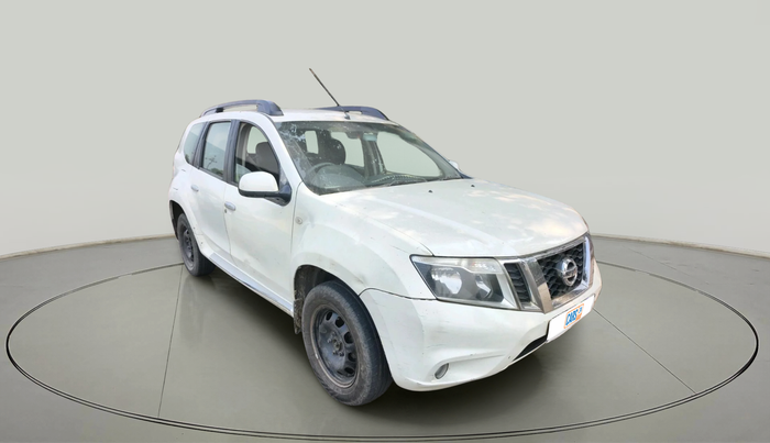 2014 Nissan Terrano XL (D), Diesel, Manual, 1,88,252 km, exterior